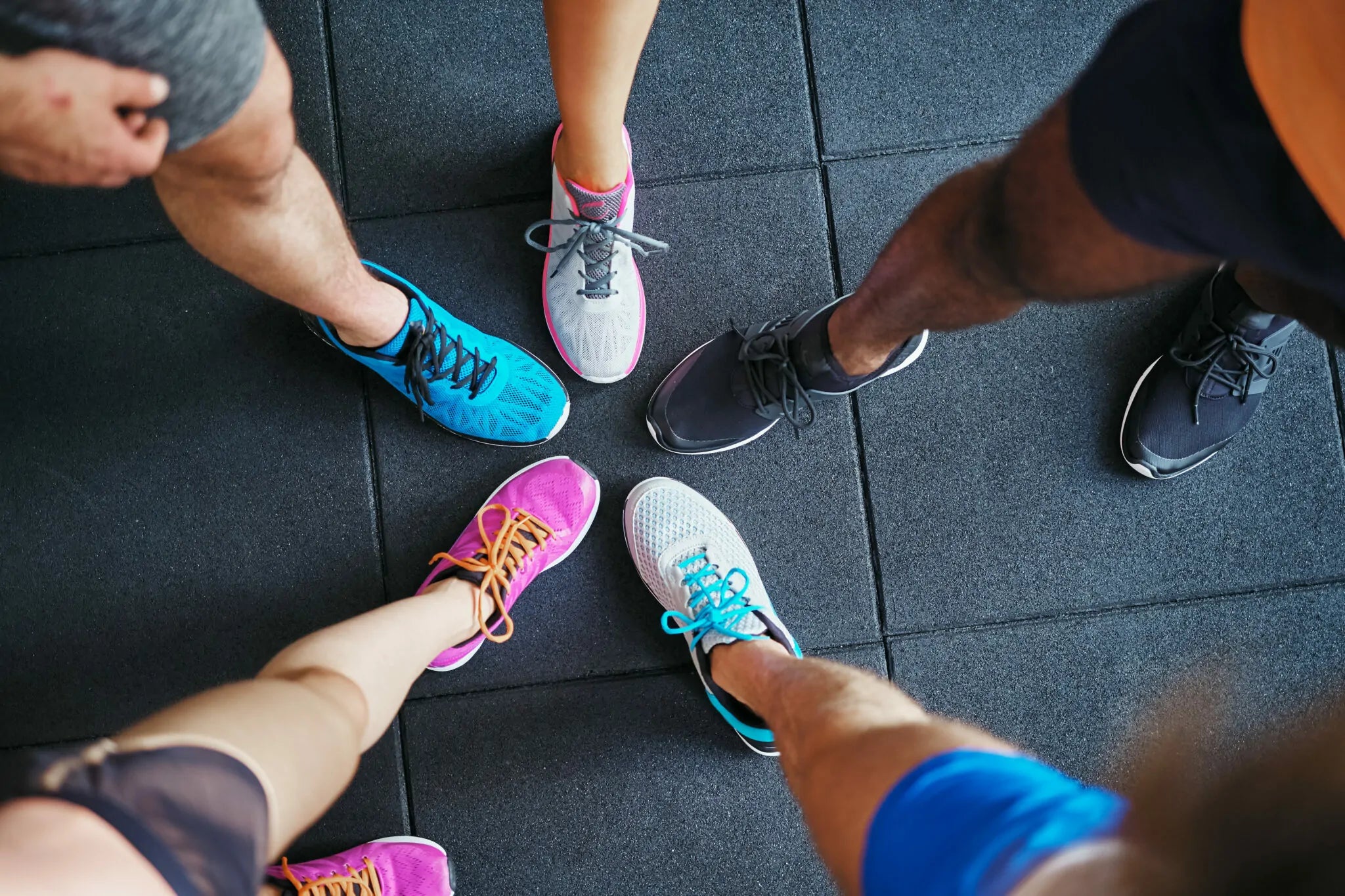 feets getting together before workout